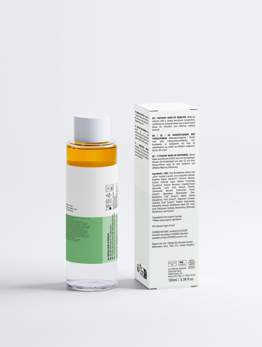 Natural ingredients including Camomile and Aloe Juice representing the soothing and hydrating properties of Klysee makeup remover.